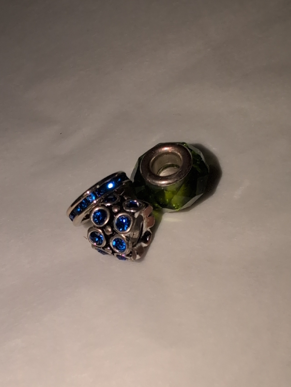 ❤️‍🔥10/$10❤️‍🔥 Set Of 3 Blue Crystal and Green Faceted European-Style Beads